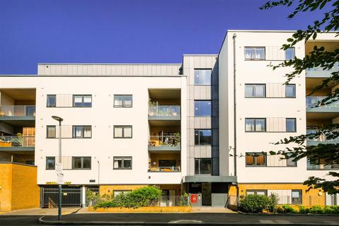 2 bedroom flat for sale, Arundel House, 1 Thornbury Way, Walthamstow