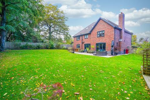 New Road, Chesterfield S42
