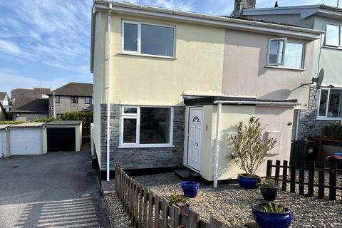 2 bedroom end of terrace house for sale, Penmere Close, Helston TR13