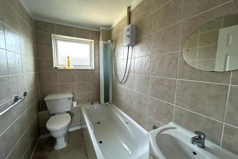9 Penmere Close, Helston, TR13 8UU