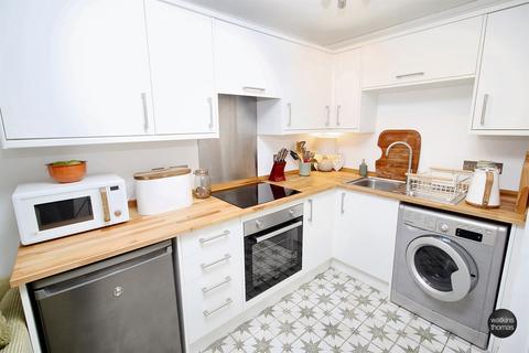 1 bedroom apartment for sale, Chatsworth Road, Hereford, HR4