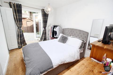 1 bedroom apartment for sale, Chatsworth Road, Hereford, HR4