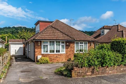32 Hillside Gardens, Brockham, Betchworth, RH3 7EW