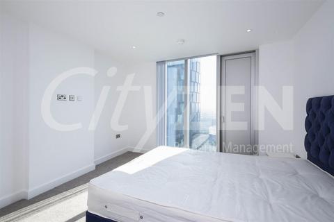 2 bedroom flat to rent, Blade Tower, 15 Silvercroft Street, Manchester M15