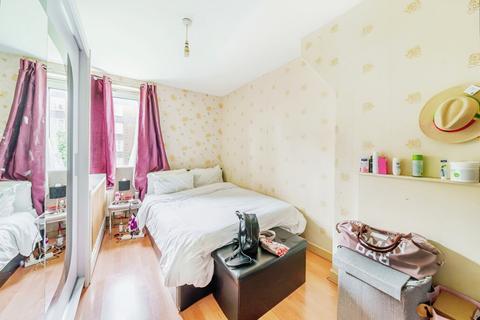 2 bedroom flat for sale, Morning Lane, Hackney, E9 6LB