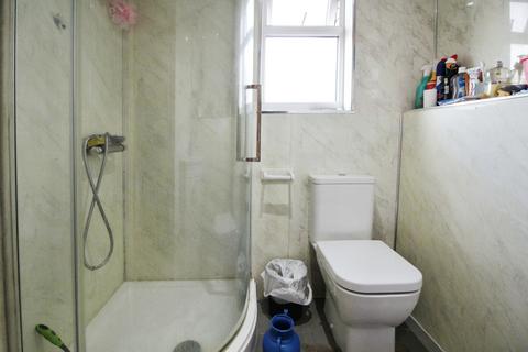 25 Ratcliff Road, London, E7 8DD