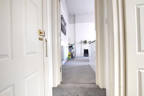 1 bedroom flat for sale, Woodville Road, Bexhill-On-Sea