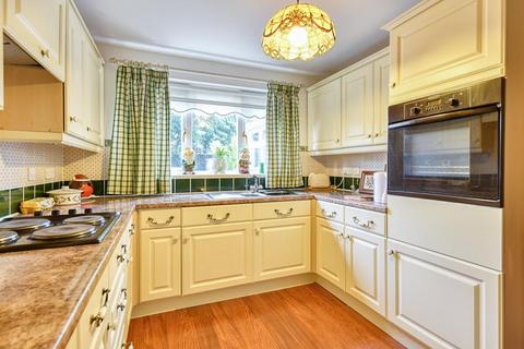 3 bedroom detached house for sale, Church Road, Burton Joyce, Nottingham