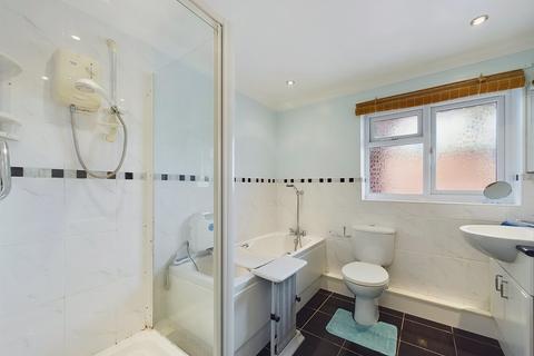 14 Kielder Rise, Worcester, WR2 4HN
