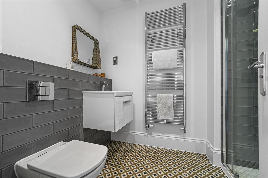 Ensuite