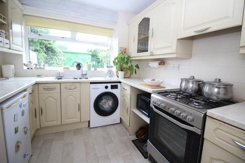 5 Charles Close, Thornbury, Bristol, BS35 1LL