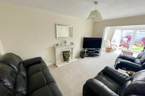 3 bedroom detached bungalow for sale, Whitelands Road, Swindon