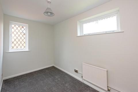 5 Sytch Lane, Wombourne, Wolverhampton, WV5 0NF