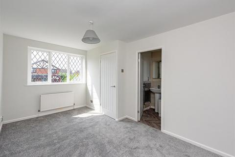 5 Sytch Lane, Wombourne, Wolverhampton, WV5 0NF