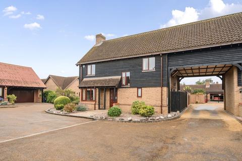 4 bedroom link detached house for sale, Keeley Farm Court, Wootton, Bedford