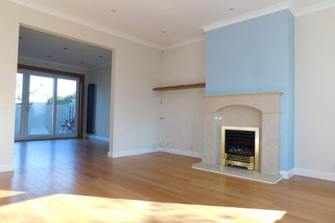 3 bedroom detached house to rent, 1, Muir Wood Crescent, Edinburgh, EH14 5HG