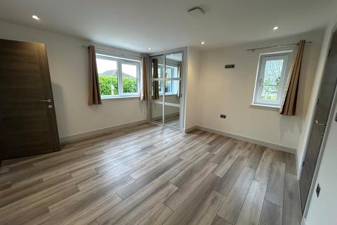 4 bedroom detached house to rent, Field Road, High Ham, Langport, Somerset, TA10