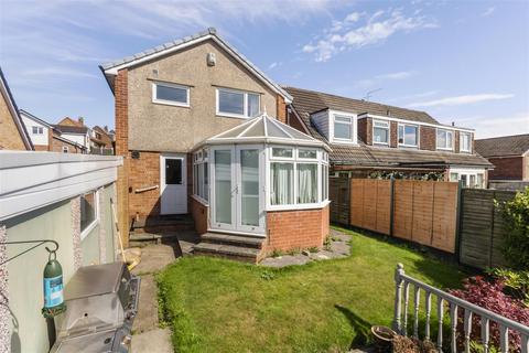 3 bedroom detached house for sale, Hall Park Avenue, Leeds LS18