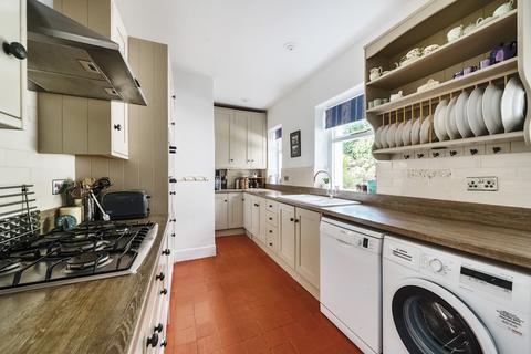 28 Bampton Street, Minehead, TA24 5TT