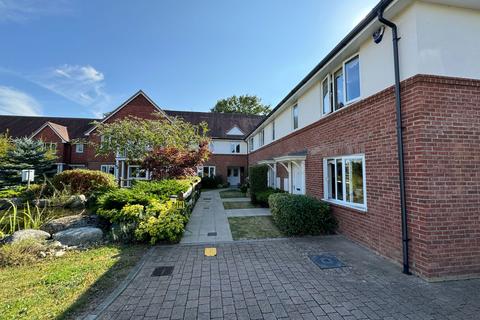 3 bedroom flat for sale, Marden, Kent