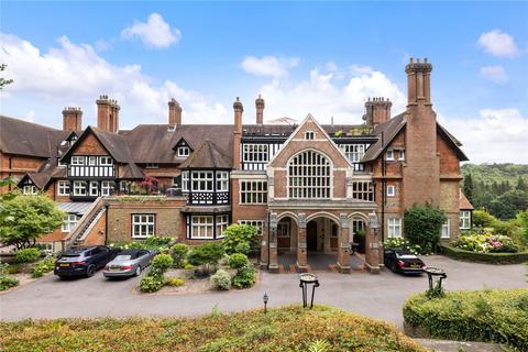 4 bedroom apartment for sale, Snowdenham Hall, Snowdenham Lane, Bramley, Guildford, GU5