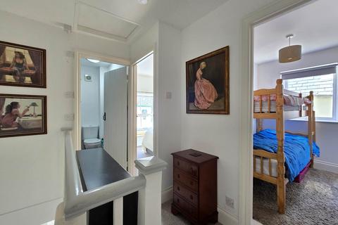 42b Fore Street, Hartland, Bideford, EX39 6BE