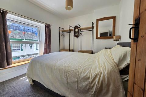 42b Fore Street, Hartland, Bideford, EX39 6BE