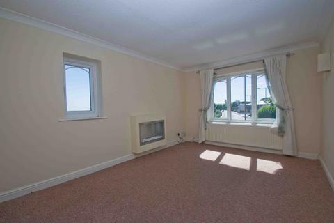 2 bedroom flat to rent, Farnley View, Drighlington, Bradford, BD11