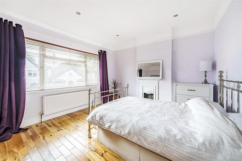 31 Senga Road, Wallington, SM6 7BG