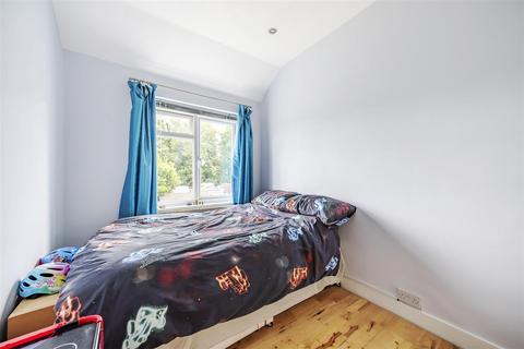 31 Senga Road, Wallington, SM6 7BG