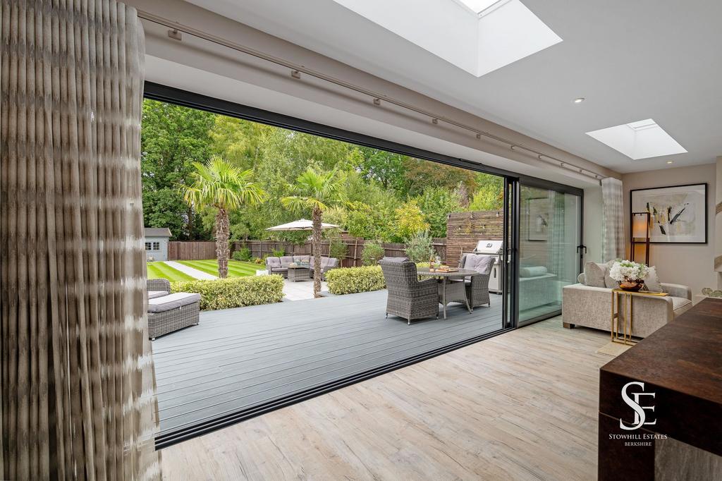 Kitchen to Garden