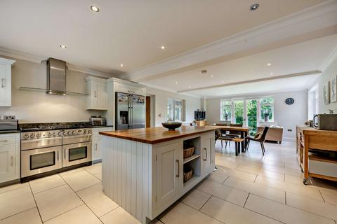 5 bedroom detached house for sale, Holdfast Lane, Haslemere, Surrey