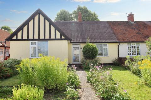 17 Rowan Crescent, Letchworth Garden City, SG6 4EY