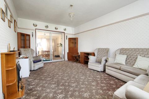 17 Rowan Crescent, Letchworth Garden City, SG6 4EY