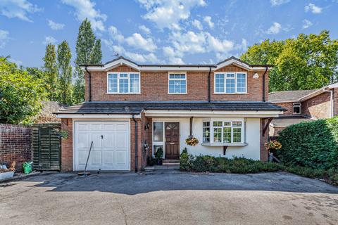 4 bedroom detached house for sale, The Meadway, Tilehurst, Reading