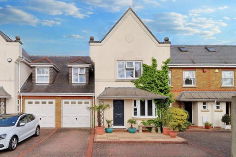 3 bedroom terraced house for sale, Primrose Road, Hersham Village KT12