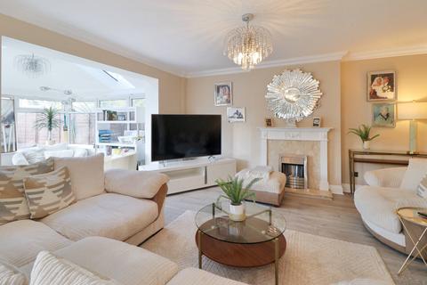 3 bedroom terraced house for sale, Primrose Road, Hersham Village KT12