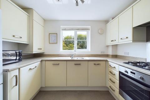 2 bedroom flat for sale, Field Sidings Way, Kingswinford