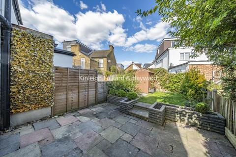 2 bedroom semi-detached house for sale, Aylesbury Road, Bromley