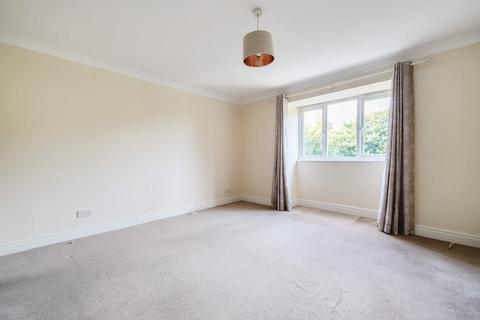 36 Birchend Close, South Croydon, CR2 7DS