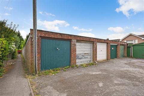 3 bedroom terraced house for sale, Portway Close, Andover