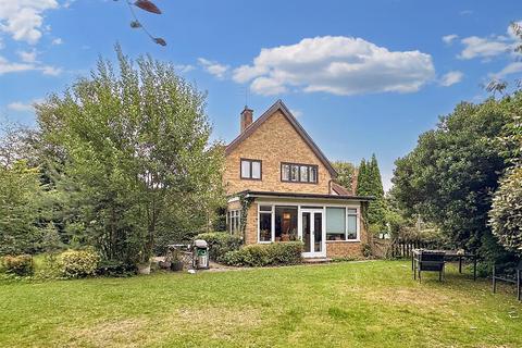 Rye Cottage Back Lane, Fryerning, Ingatestone, CM4 0HR
