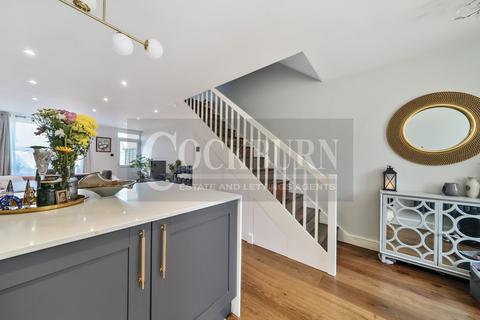 2 bedroom terraced house for sale, Lonsdale Close, Mottingham, SE9