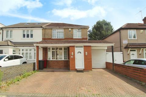 3 bedroom semi-detached house for sale, Whiteford Road, Slough