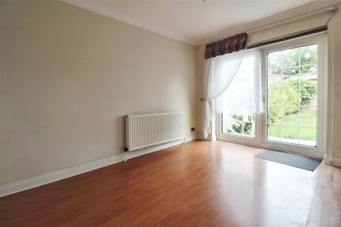 3 bedroom semi-detached house for sale, Whiteford Road, Slough