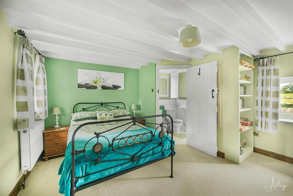 Bedroom - The Granary (Adjoined Annex)