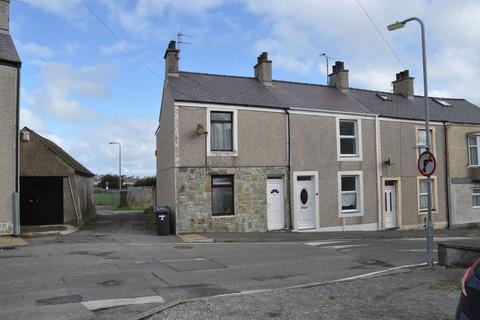 2 bedroom end of terrace house for sale, Queens Park, Holyhead