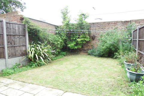undefined, WOKING (ROOM TO LET) inc Bills