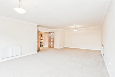 2 bedroom flat for sale, Regent House, Windsor Way, Brook Green, W14