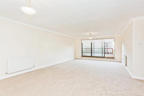 2 bedroom flat for sale, Regent House, Windsor Way, Brook Green, W14